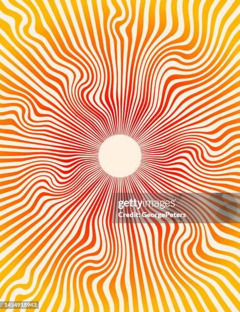 ilustraciones, imágenes clip art, dibujos animados e iconos de stock de sol psicodélico con rayos solares - erupción solar