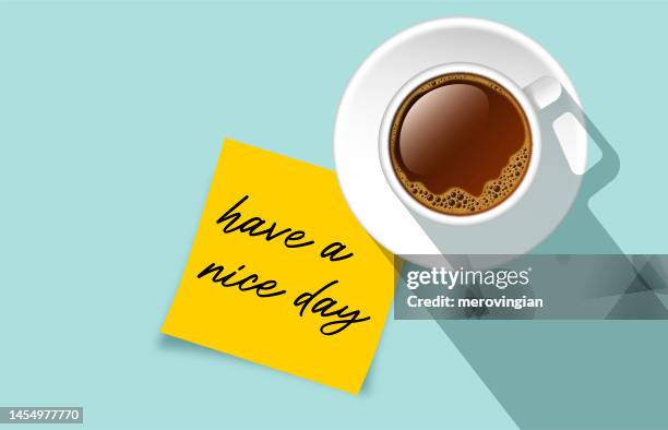 tasse kaffee draufsicht auf türkisfarbenem hintergrund und schönen tag noch! text auf gelbem papier - kaffeetasse stock-grafiken, -clipart, -cartoons und -symbole