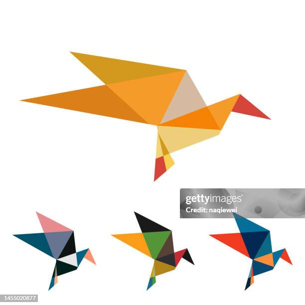 vektorfarben papier faltender kunststil fliegender vogel von origami-mustersymbol-sammlung - bird wings stock-grafiken, -clipart, -cartoons und -symbole