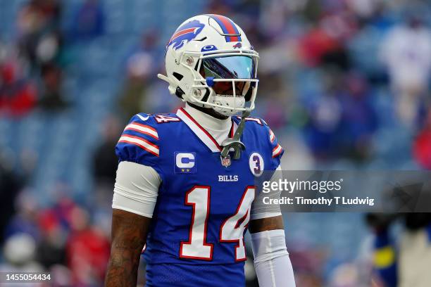 Stefon Diggs of the Buffalo Bills warms up prior to a game against the New England Patriots at Highmark Stadium on January 08, 2023 in Orchard Park,...