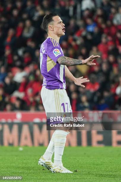 Roque Mesa of Real Valladolid CF gestures during the LaLiga Santander match between RCD Mallorca and Real Valladolid CF at Estadio de Son Moix on...