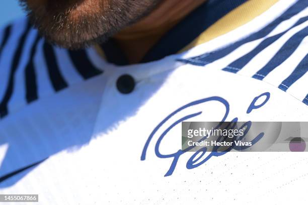 The signature of Pele is seen on the shirt of Eduardo Salvio of Pumas UNAM during the 1st round match between Pumas UNAM and FC Juarez as part of the...