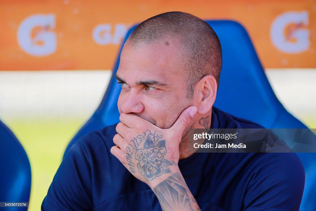 Dani Alves is allowed to temporarily leave prison pending appeal