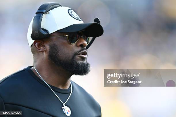 Head coach Mike Tomlin of the Pittsburgh Steelers looks on during the first half of the game against the Cleveland Browns at Acrisure Stadium on...