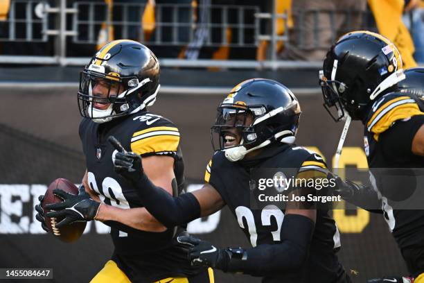 Damontae Kazee of the Pittsburgh Steelers celebrates an interception during the third quarter of the game against the Cleveland Browns at Acrisure...