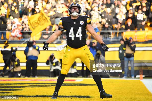 Derek Watt of the Pittsburgh Steelers celebrates scoring a touchdown in the fourth quarter of the game against the Cleveland Browns at Acrisure...