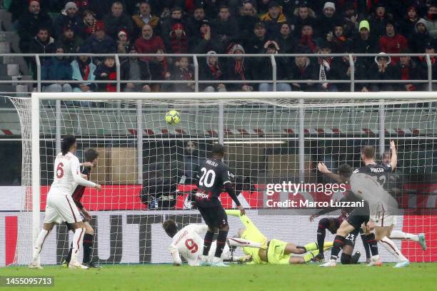 Tammy Abraham of AS Roma scores the team's second goal during the Serie A match between AC Milan and AS Roma at Stadio Giuseppe Meazza on January 08,...