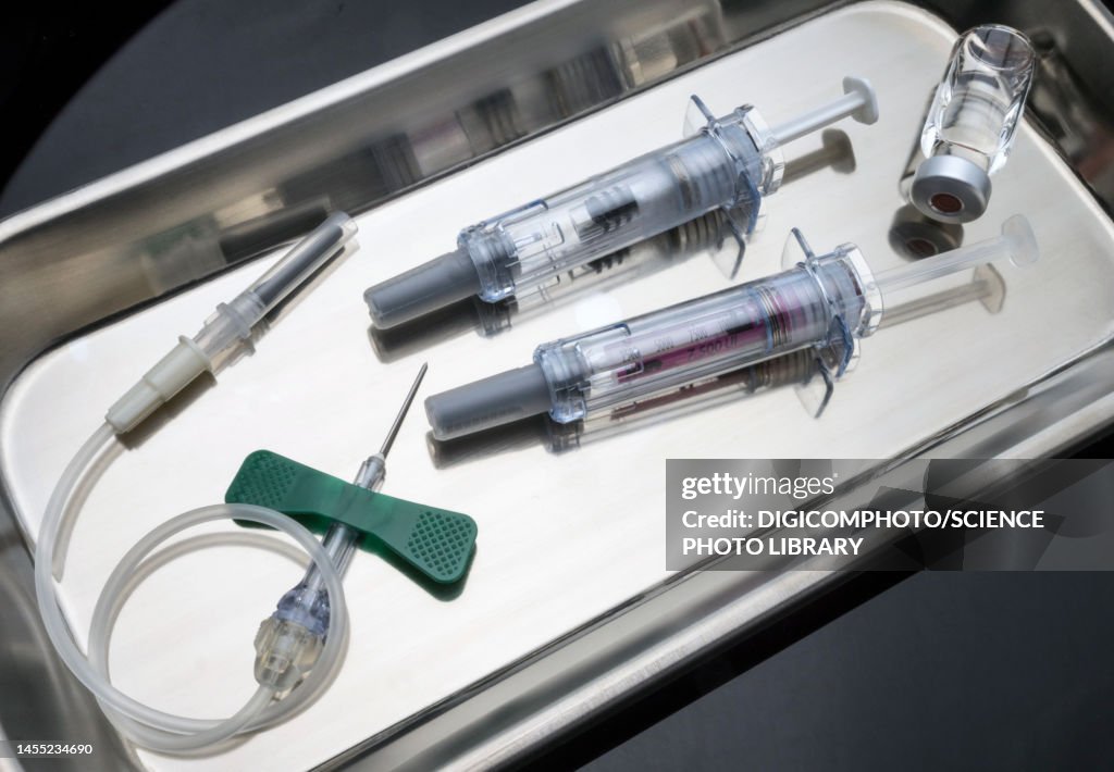 Subcutaneous set and syringe, conceptual image