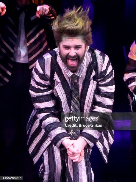 Alex Bitman 25 Beetlejuice (Musical) Stock Photos, High-Res Pictures, and Images ...