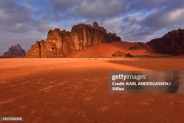 scenic view of desert against sky,saudi arabia - saudi arabia stock pictures, royalty-free photos & images