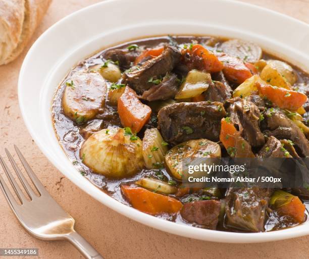 rabo de toro- boneless oxtail and potato stew,pakistan - stoofvlees stockfoto's en -beelden
