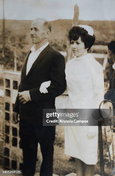 bride and her father entering in wedding in 1968 - wedding ceremony aisle stock pictures, royalty-free photos & images