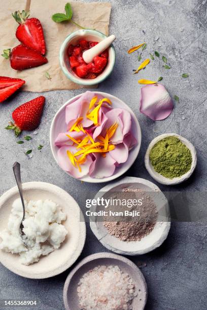 strawberry and other organic cosmetic ingredients - shea butter stock pictures, royalty-free photos & images