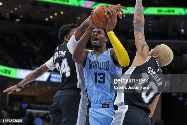 Jaren Jackson Jr. #13 of the Memphis Grizzlies goes to the basket during the second half against the San Antonio Spurs at FedExForum on January 09,...