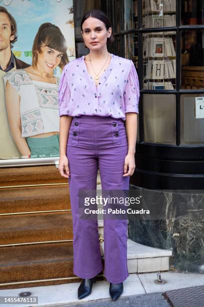 Actress Veronica Echegui attends the "El Libro Del Amor" photocall at La Mistral Bookshop on January 10, 2023 in Madrid, Spain.