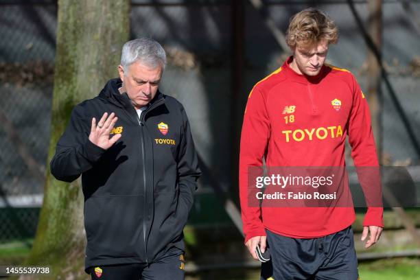 Roma player Ola Solbakken and Josè Mourinho during a training session at Centro Sportivo Fulvio Bernardini on January 10, 2023 in Rome, Italy.