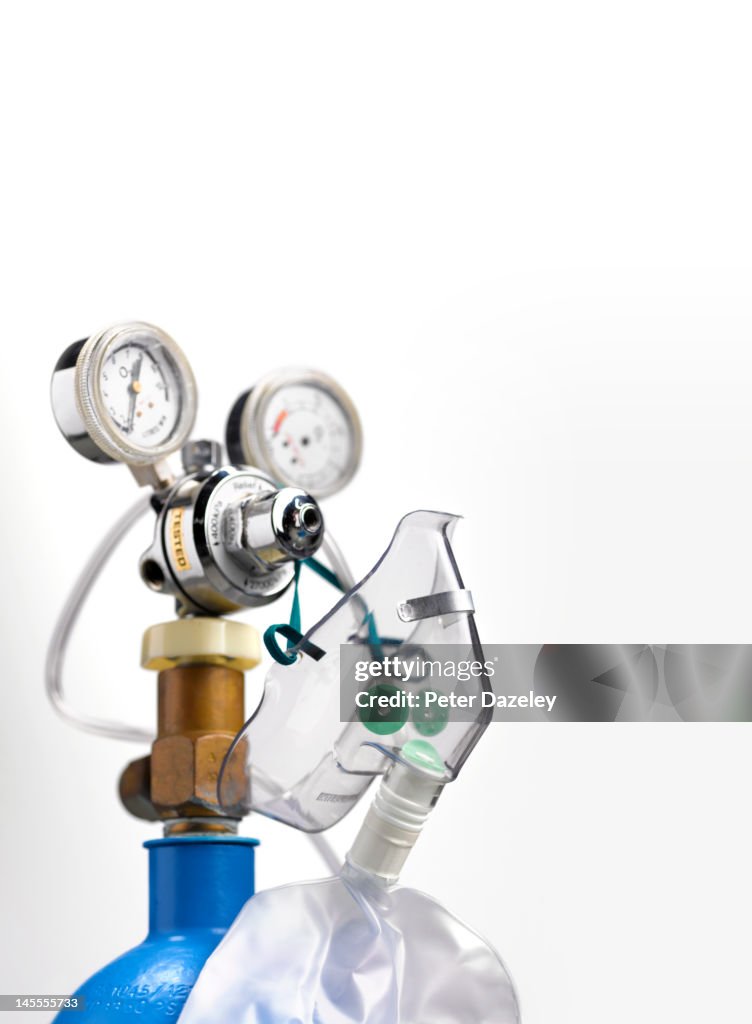 Hospital gas and air tank