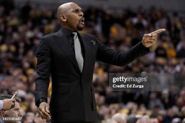 Head coach Jerry Stackhouse of the Vanderbilt Commodores directs his team against the Missouri Tigers at Mizzou Arena on January 07, 2023 in...