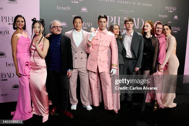 Macarena Gomez, Songa Park, Antonio Duran Morris, Alberto Jo Lee, Eduardo Casanova, Angela Molina, Manel Llunell, Ana Polvorosa, Meteora Fontana and...