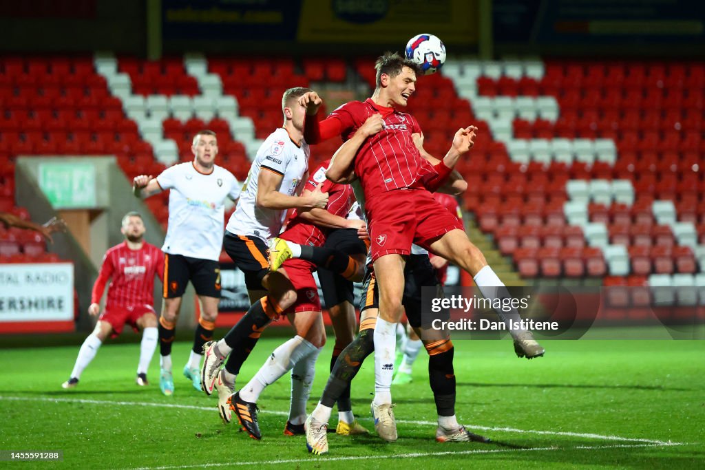 Cheltenham Town v Salford City - Papa John´s Trophy