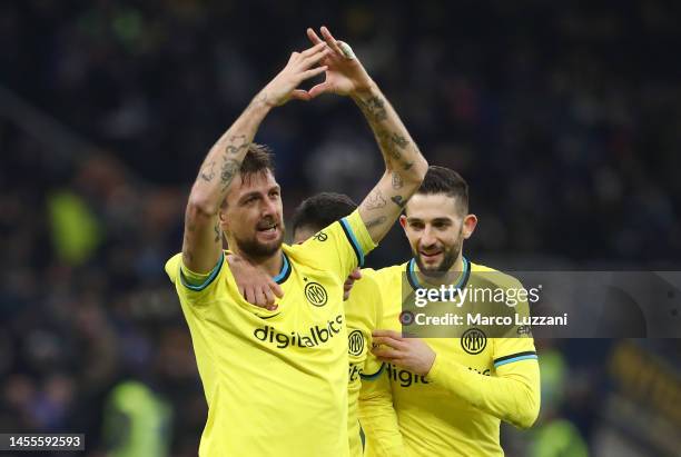 Francesco Acerbi of FC Internazionale celebrates with teammates after scoring the team's second goal during the Coppa Italia Round of 16 match...