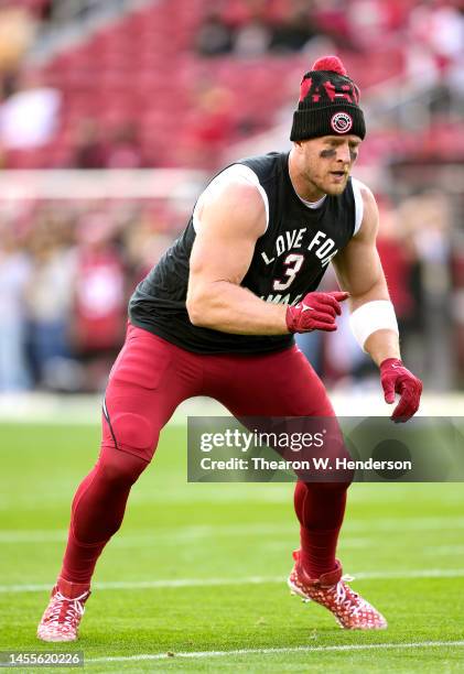 Watt of the Arizona Cardinals wears a t-shirt honoring Damar Hamlin of the Buffalo Bills as he warms-up prior to the game against the San Francisco...