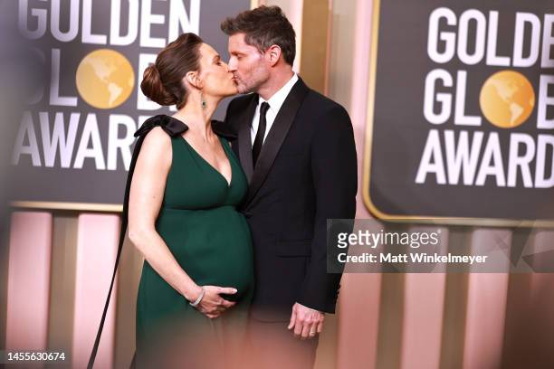 Hilary Swank and Philip Schneider attend the 80th Annual Golden Globe Awards at The Beverly Hilton on January 10, 2023 in Beverly Hills, California.