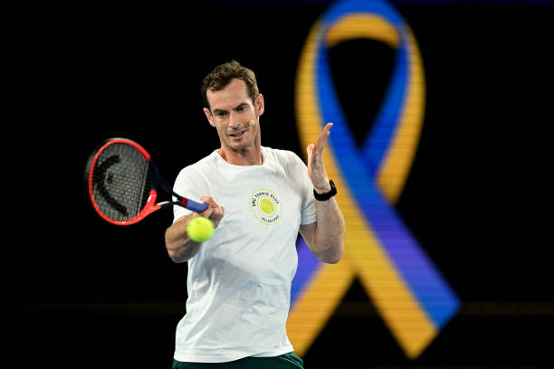 AUS: Tennis Plays for Peace