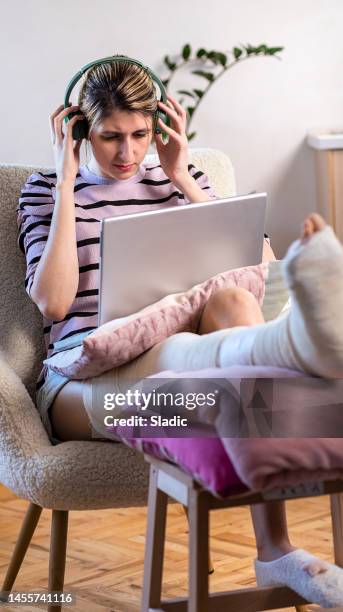 Idiot Computer Computer Idiot Photos and Premium High Res Pictures - Getty Images