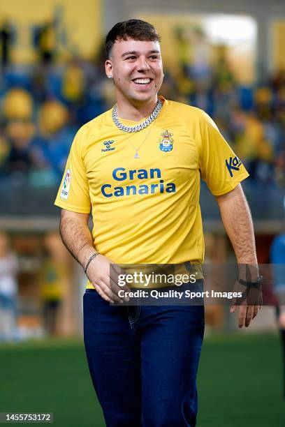 Singer Pedro Luis Dominguez Quevedo, known artistically as 'Quevedo' during the match between UD Las Palmas and CD Tenerife at Estadio Gran Canaria...