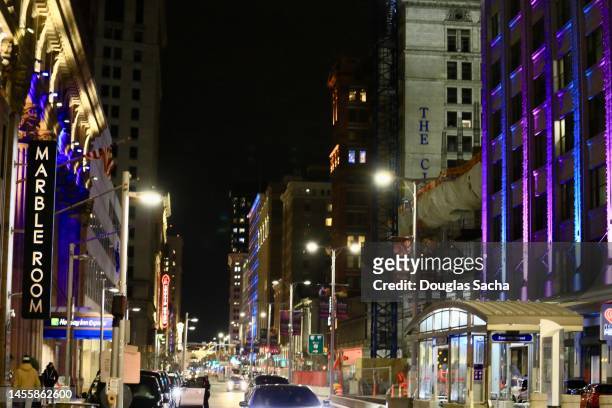nightlife in the city - cleveland street stock pictures, royalty-free photos & images