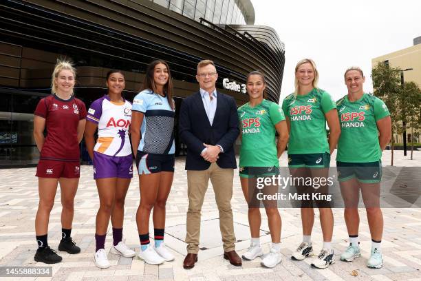 Sophie Duff of Queensland 7's, Faitala Moleka of the University Women's 7s Rising Stars, Milla Elaro of NSW 7's, Australian Women's 7's coach Tim...