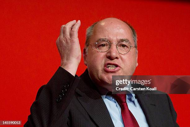 Gregor Gysi, co-head of the Bundestag faction of the German far-left party Die Linke, speaks at the party's annual congress on June 2, 2012 in...