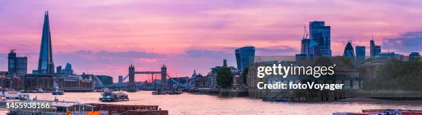 londres río támesis puesta de sol shard tower bridge panorama de rascacielos de la ciudad - london tower bridge fotografías e imágenes de stock