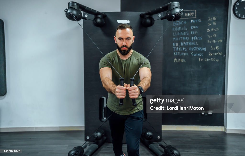 Man Training Course Young Man Training In The Gym High-Res Stock Photo - Getty Images