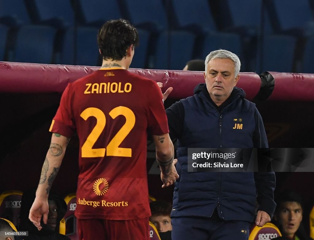 AS Roma v Genoa CFC - Coppa Italia