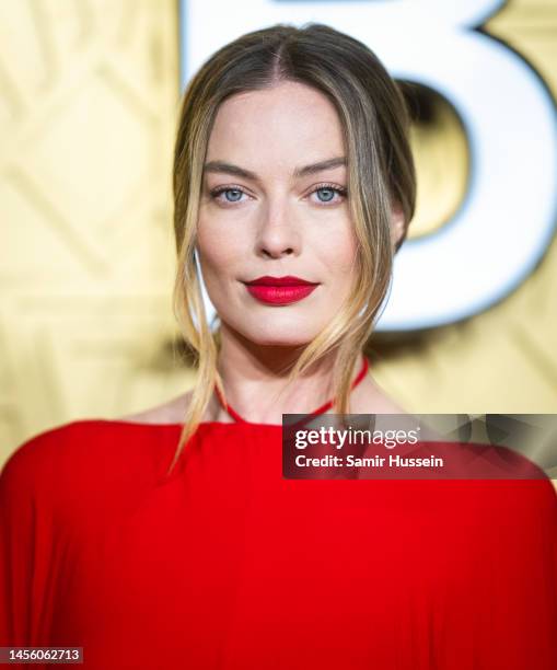 Margot Robbie attends the UK Premiere of "BABYLON" at BFI IMAX Waterloo on January 12, 2023 in London, England.