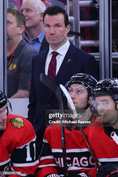 Head coach Luke Richardson of the Chicago Blackhawks looks on against the Colorado Avalanche during the first period at United Center on January 12,...