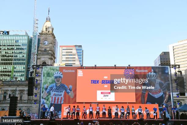 General view of Tony Gallopin of France, Filippo Baroncini of Italy, Marc Brustenga of Spain, Asbjorn Hellemose of Denmark, Emils Liepins of Latvia,...