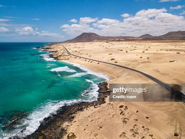 aerial view of alzada beach in corralejo park, fuerteventura, canary islands - fuerteventura stock pictures, royalty-free photos & images