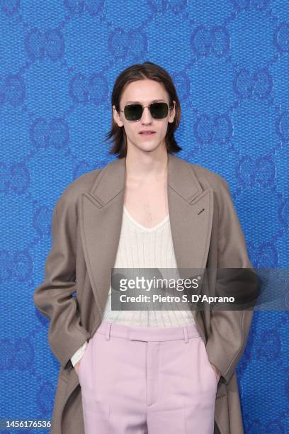 Percy Hynes White arrives at the Gucci show during Milan Fashion Week Fall/Winter 2023/24 on January 13, 2023 in Milan, Italy.