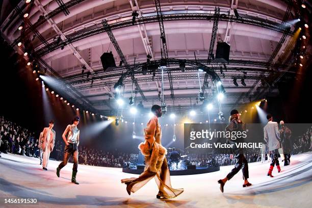 Model walks the runway at the Gucci fashion show during Milan Fashion Week Fall/Winter 2023/24 on January 13, 2023 in Milan, Italy.