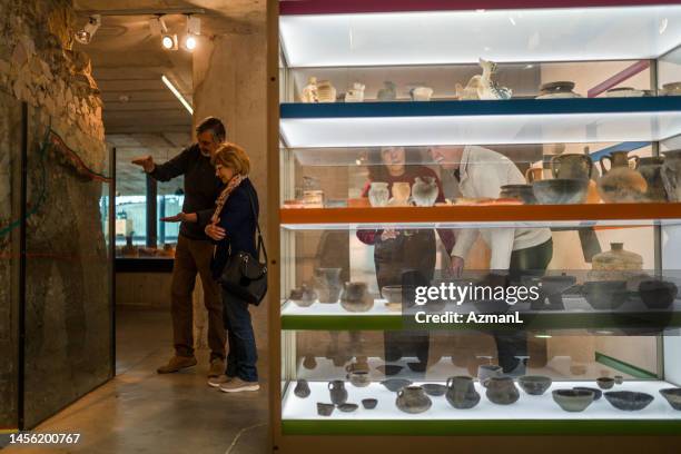 large display of roman archaeological finds - glass sculpture stock pictures, royalty-free photos & images