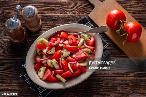 tomato cucumber salad - spanish onion bildbanksfoton och bilder