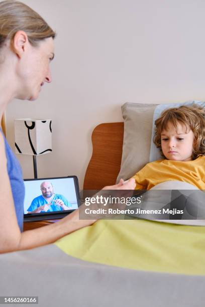 measuring - sick video Images High Quality Grahic 5,719 Sick On Video Chat Stock Photos, High-Res Pictures, and Images ...