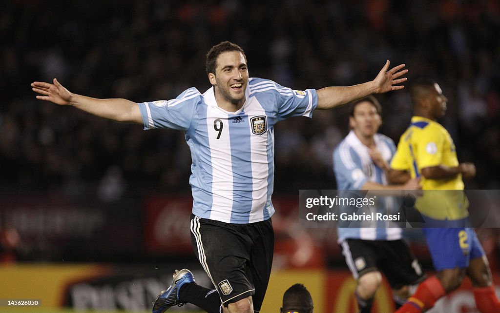 Argentina v Ecuador - South American Qualifiers
