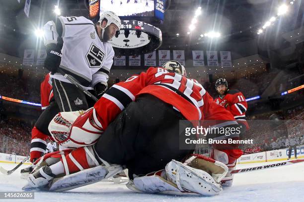 Photo: New Jersey Devils play the Los Angeles Kings during game 1 of the Stanley  Cup Finals at the Prudential Center in New Jersey - NYP20120530204 