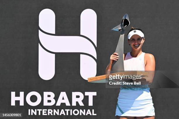 Lauren Davis of USA poses with the winners trophy during day six of the 2023 Hobart International at Domain Tennis Centre on January 14, 2023 in...