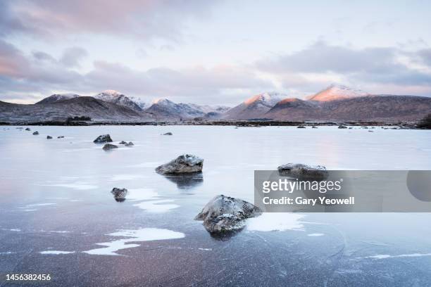 scottish highlands winter landscape - frozen lake stock pictures, royalty-free photos & images