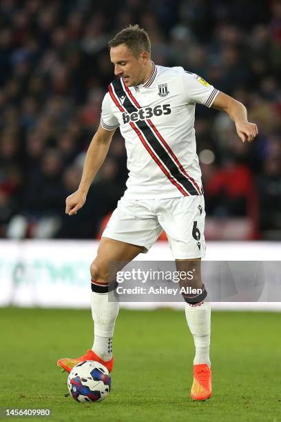 Phil Jagielka of Stoke City controls the ball during the Sky Bet Championship between Sheffield United and Stoke City at Bramall Lane on January 14,...